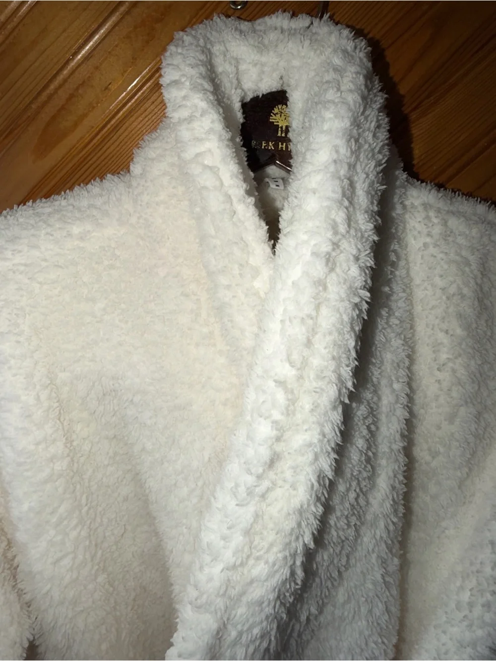 New cozy comfort pottery barn Plush Cream Bathrobe - large